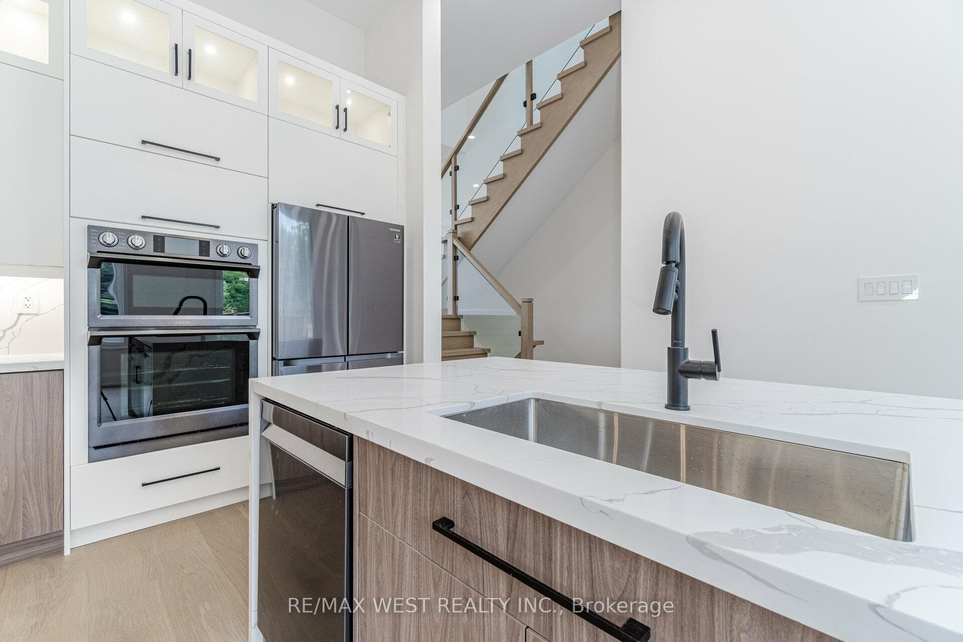 52 Exmoor Drive photo 14