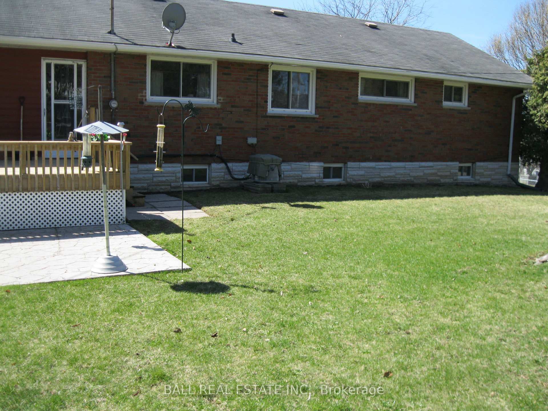 36 Hillcrescent Drive photo 32
