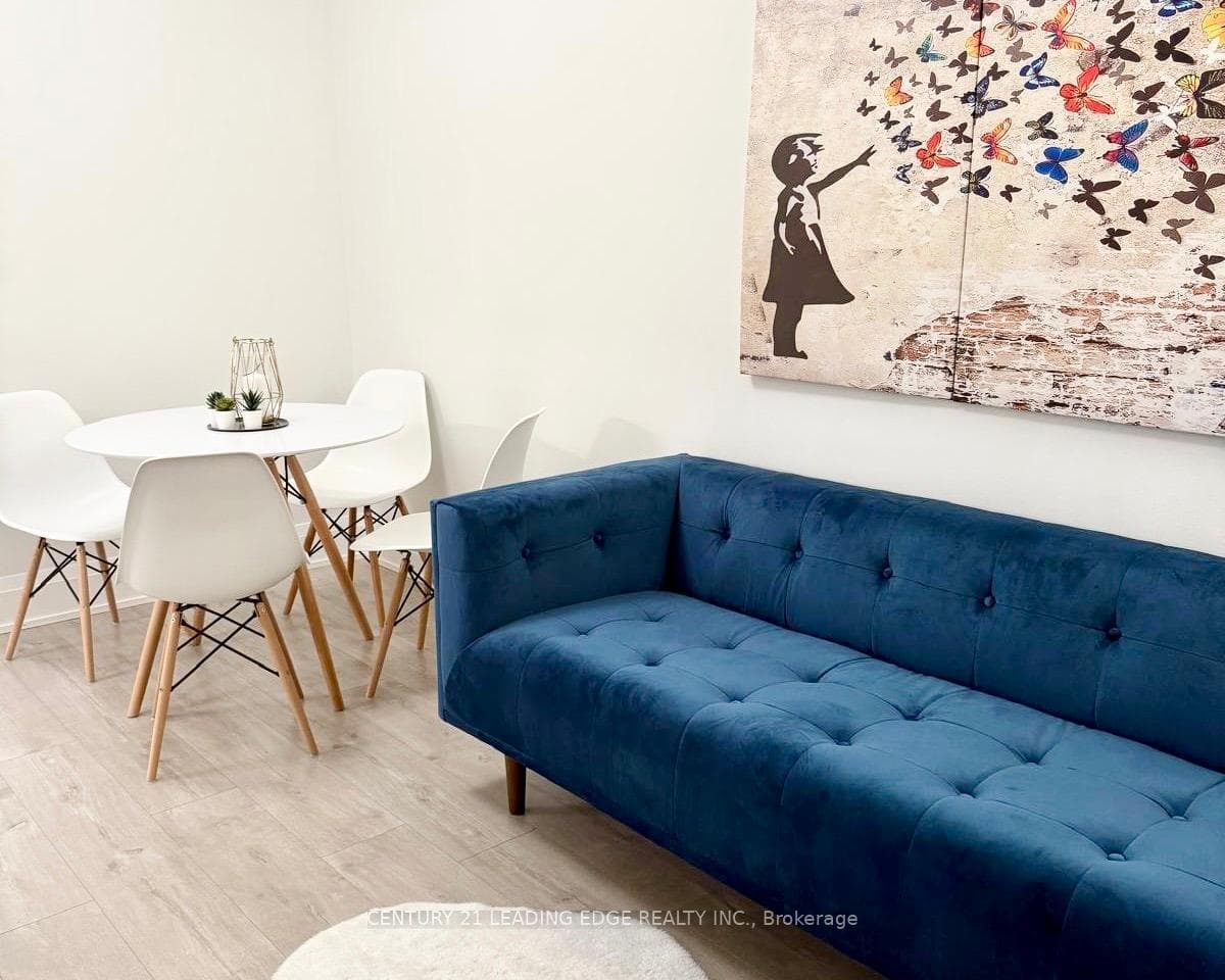 Living-Furnished Option