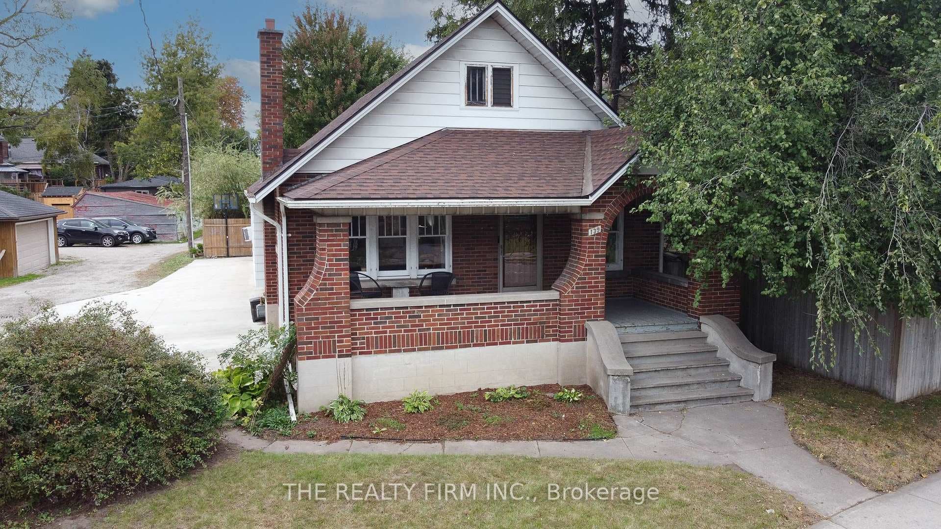 139 Wellington Road photo 34