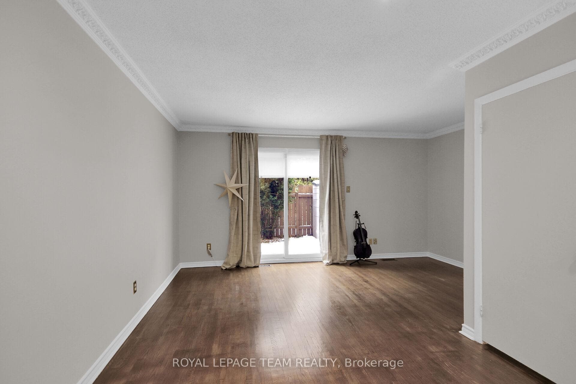 2771 Baseline Road photo 10