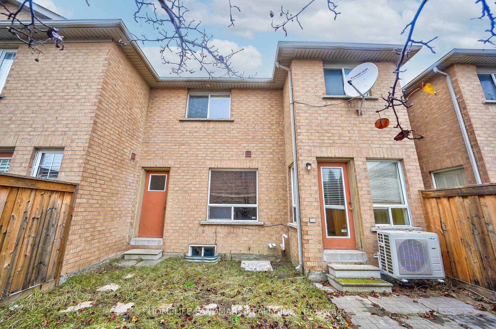 71 Grasslands Avenue photo 19