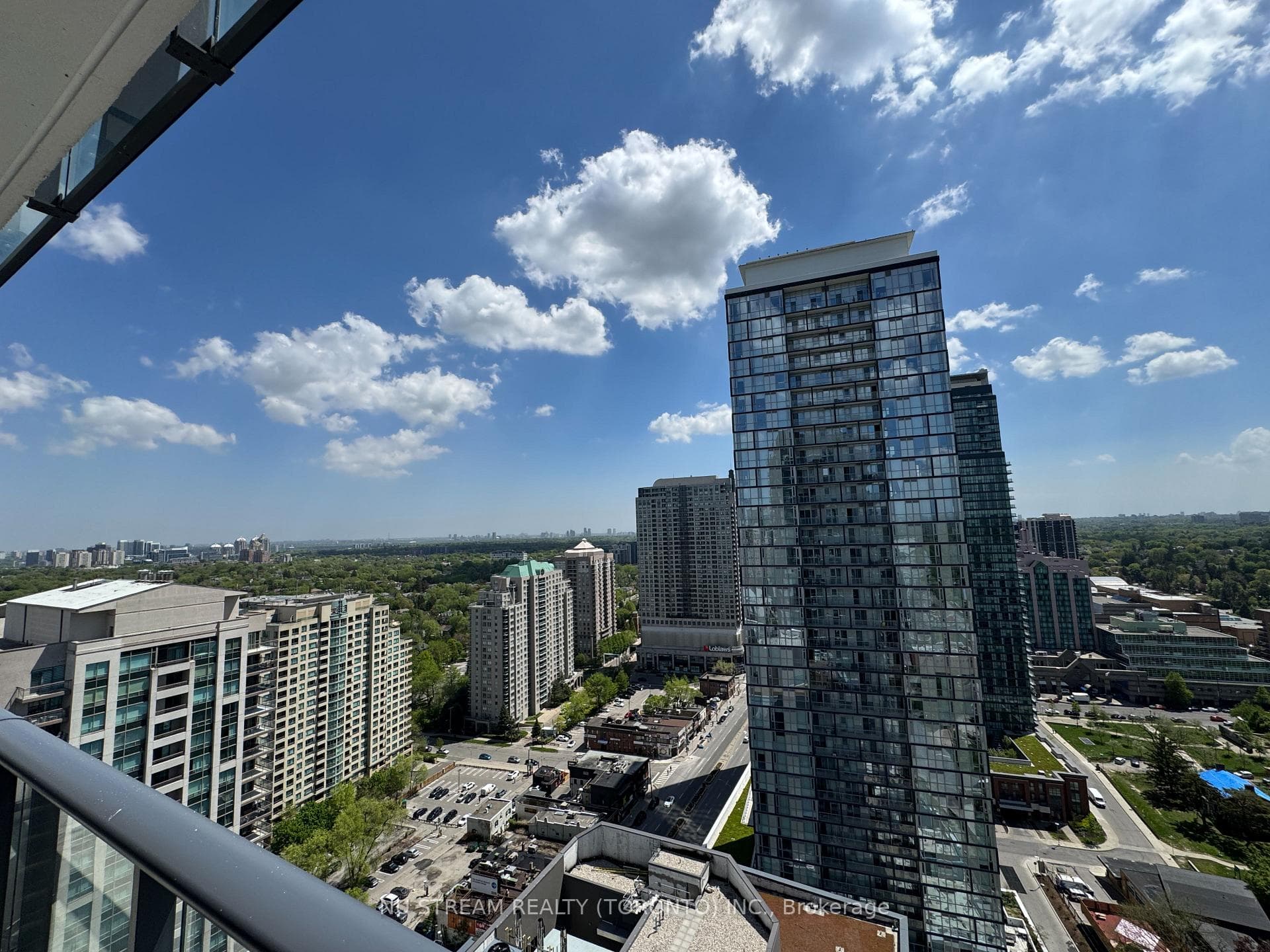 15 Ellerslie Avenue Unit 2603 photo 4