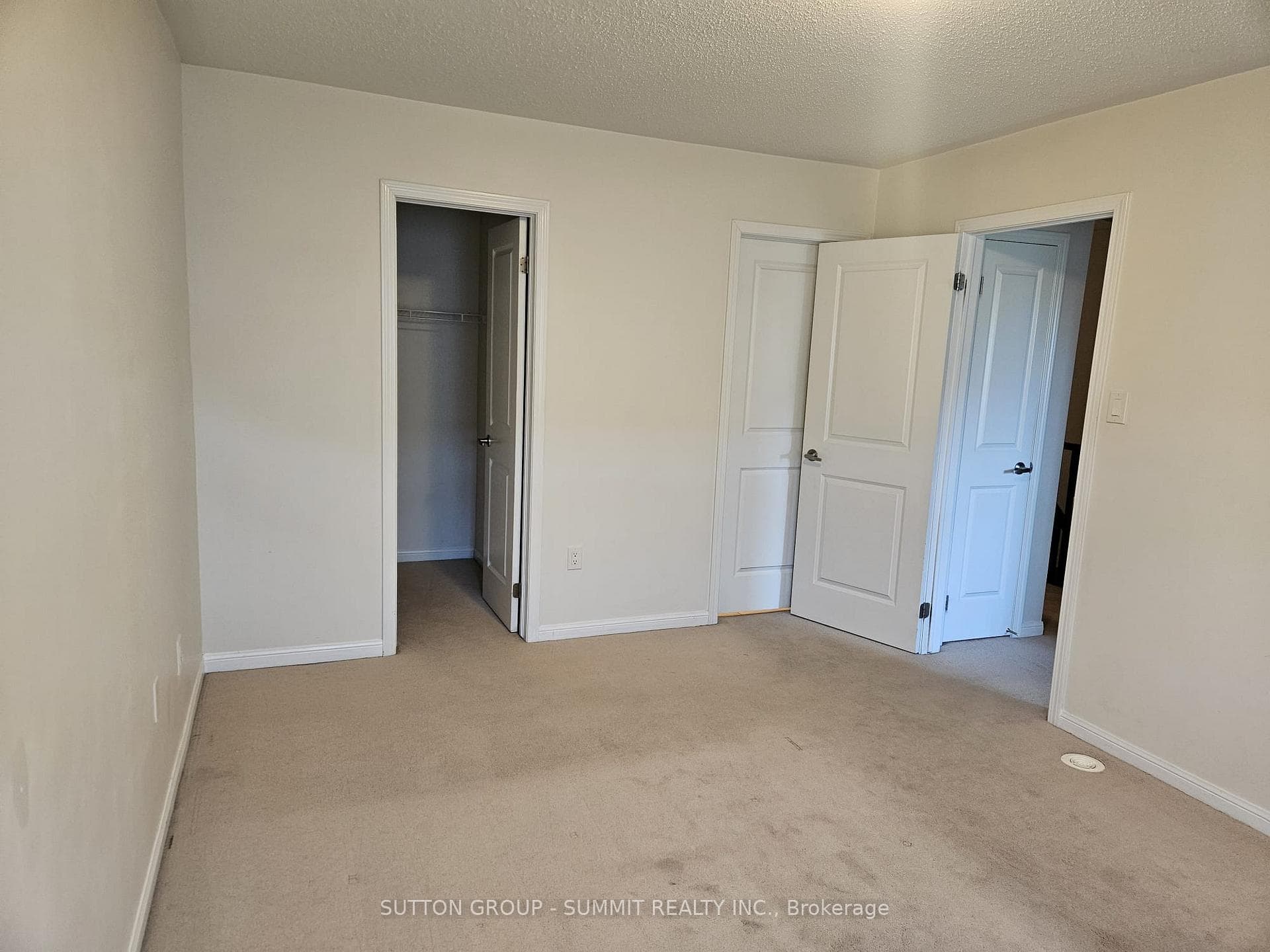 240 SEPTIMUS Heights photo 6