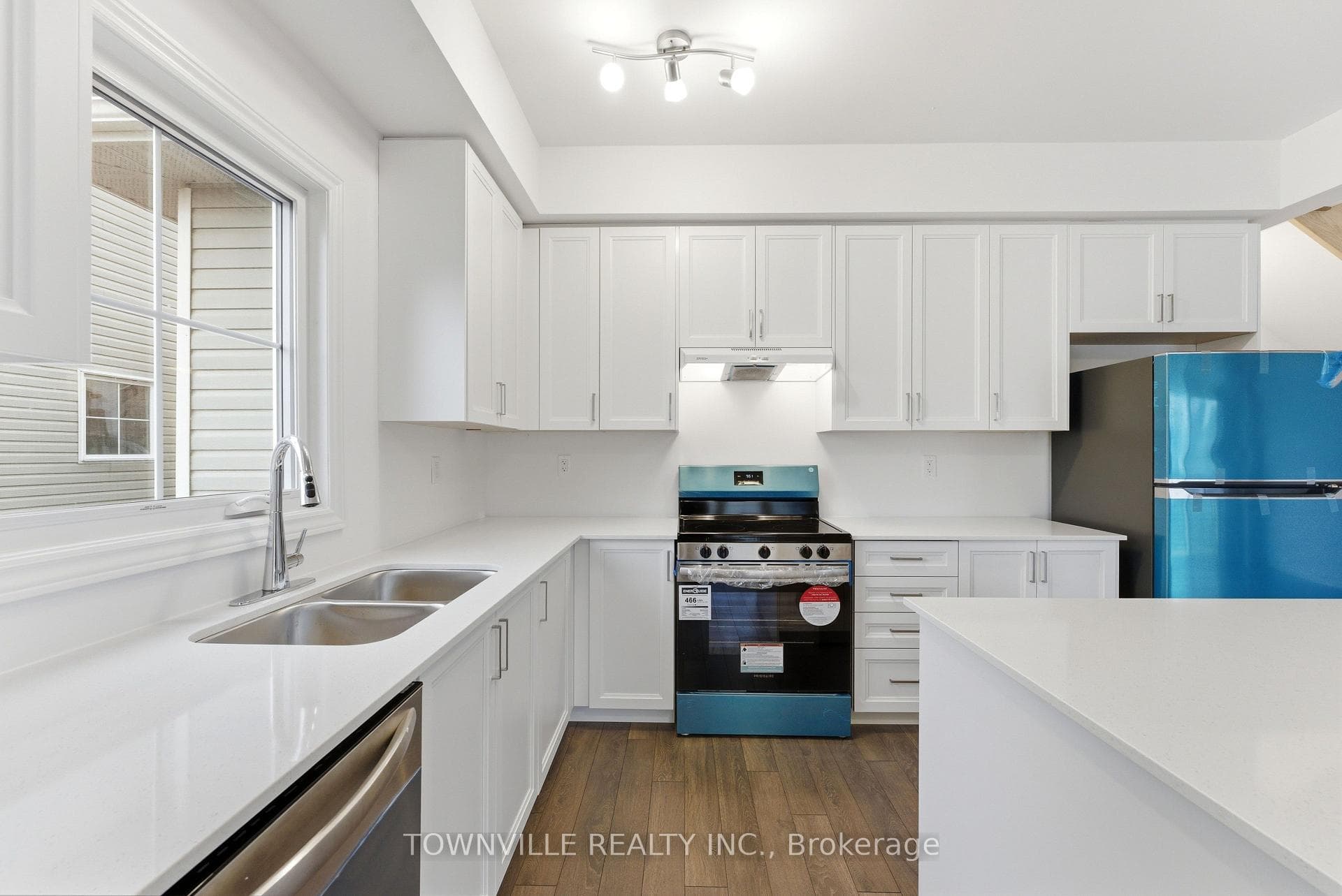 42 Bradden Crescent photo 11