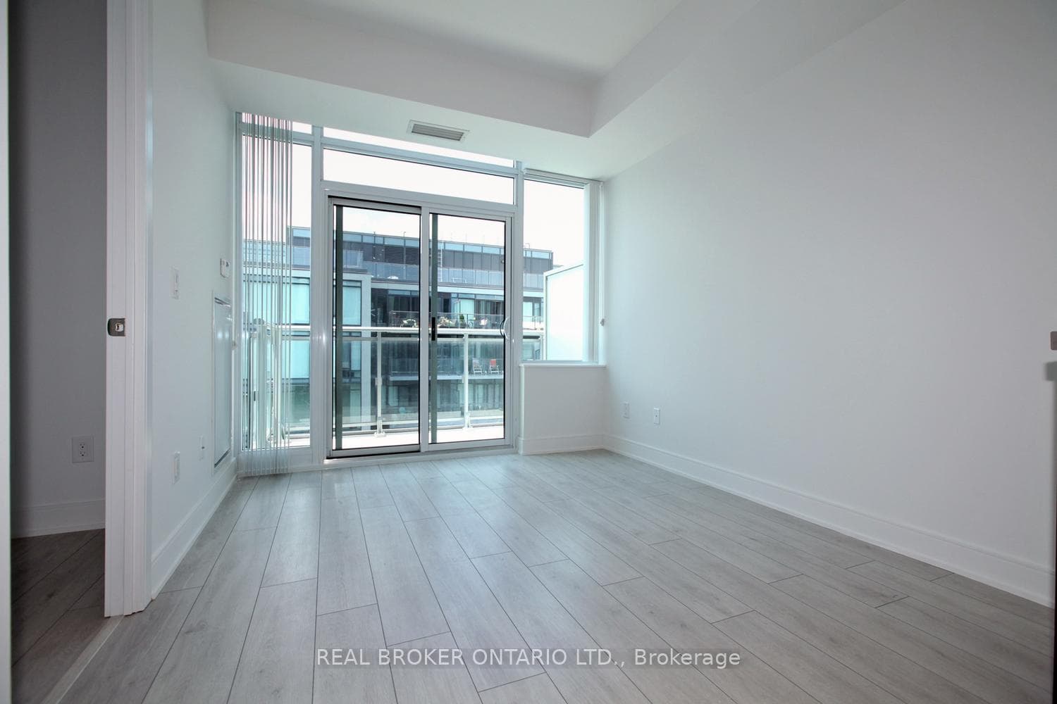 525 Adelaide Street Unit PH31 photo 9