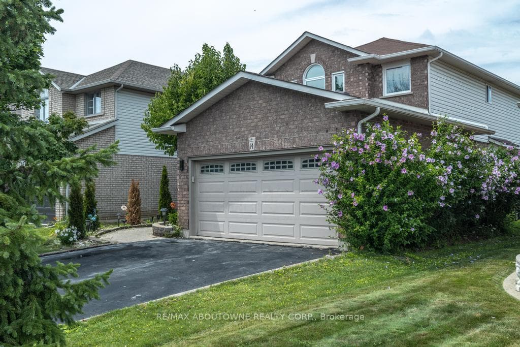 14 SABLE Drive photo 1