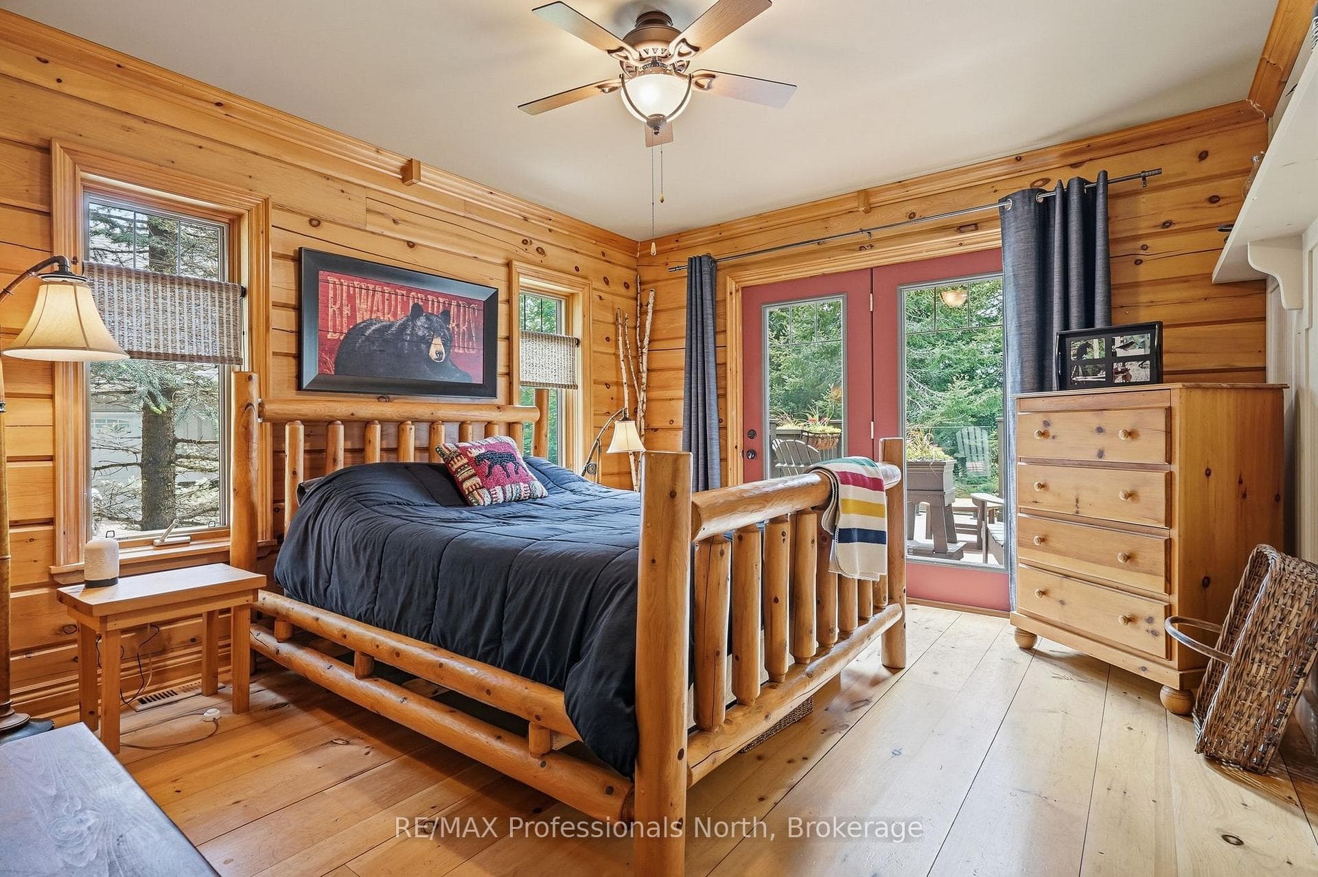 200 Riverside Drive photo 25