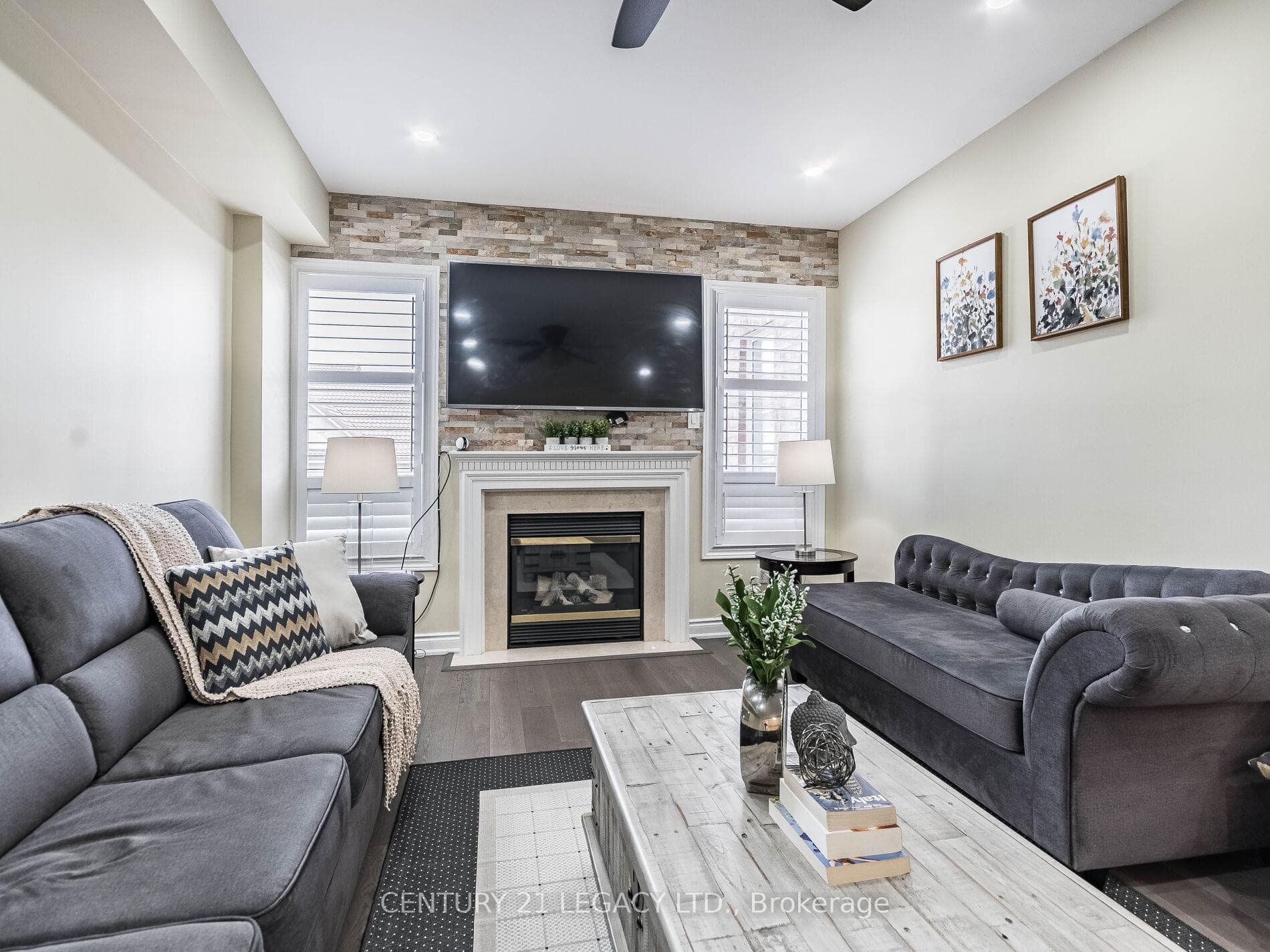 3 Aria Lane Unit (Upper) photo 13