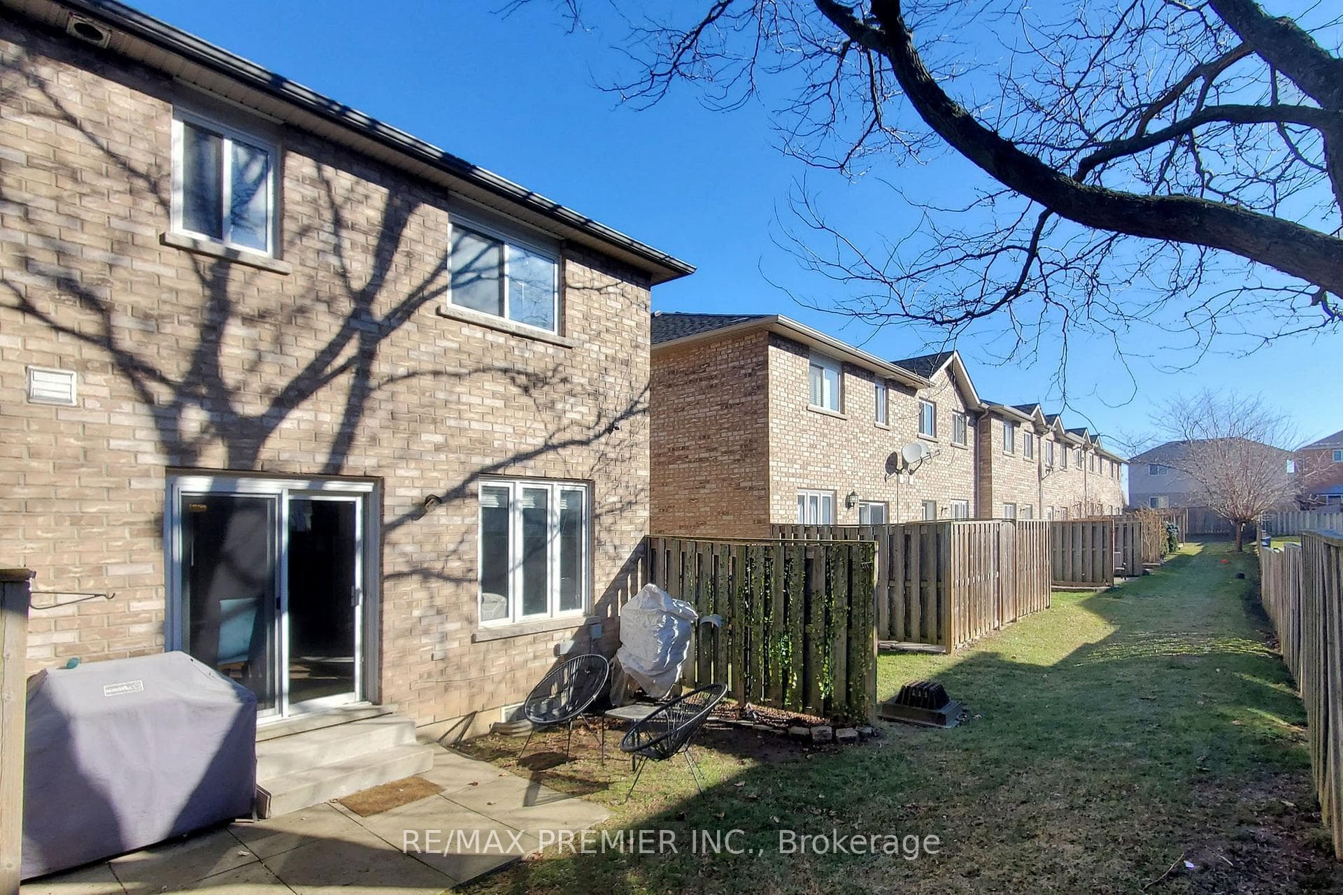 1771 Upper Wentworth Street Unit 34 photo 36
