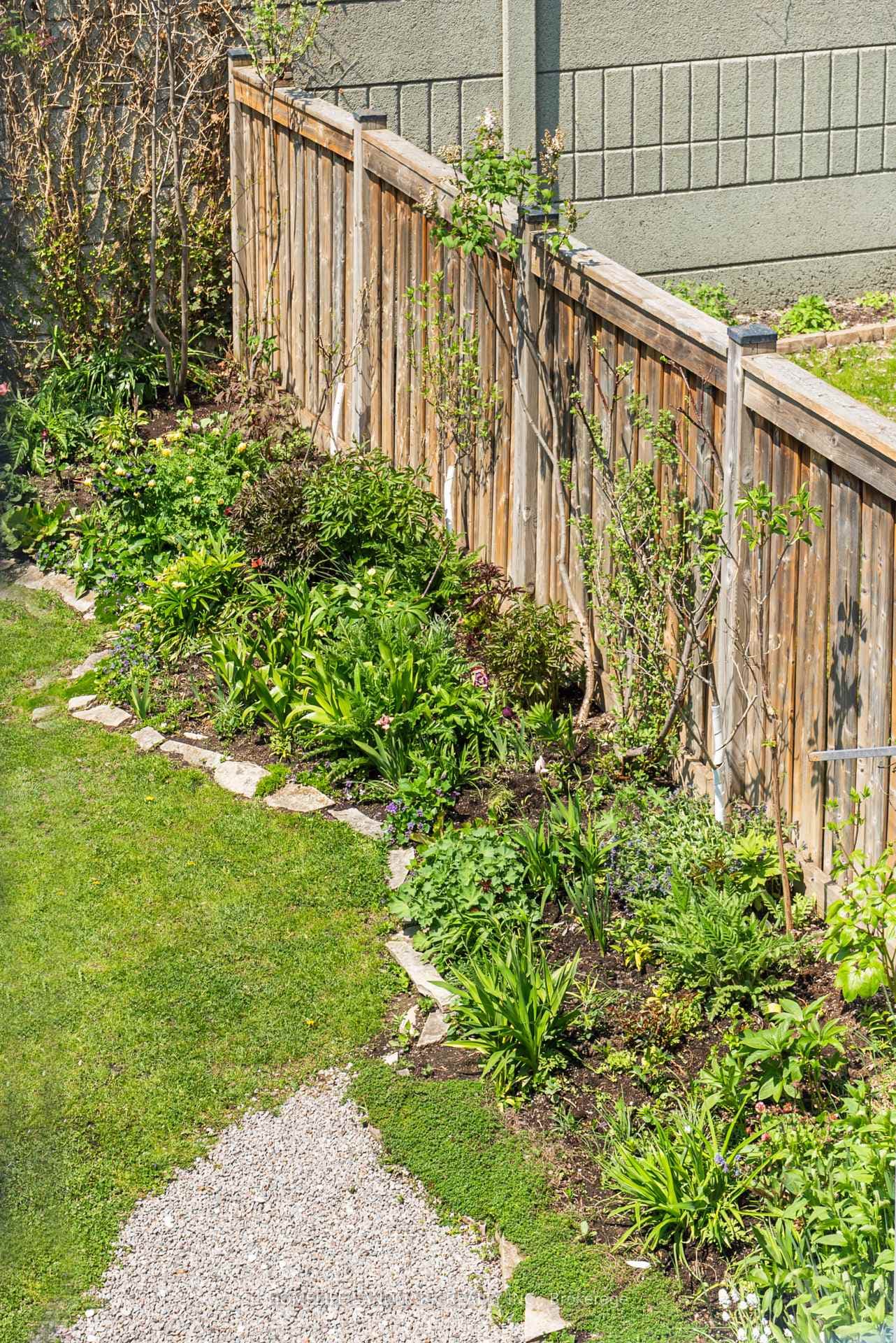 53 Bloomgate Crescent photo 50