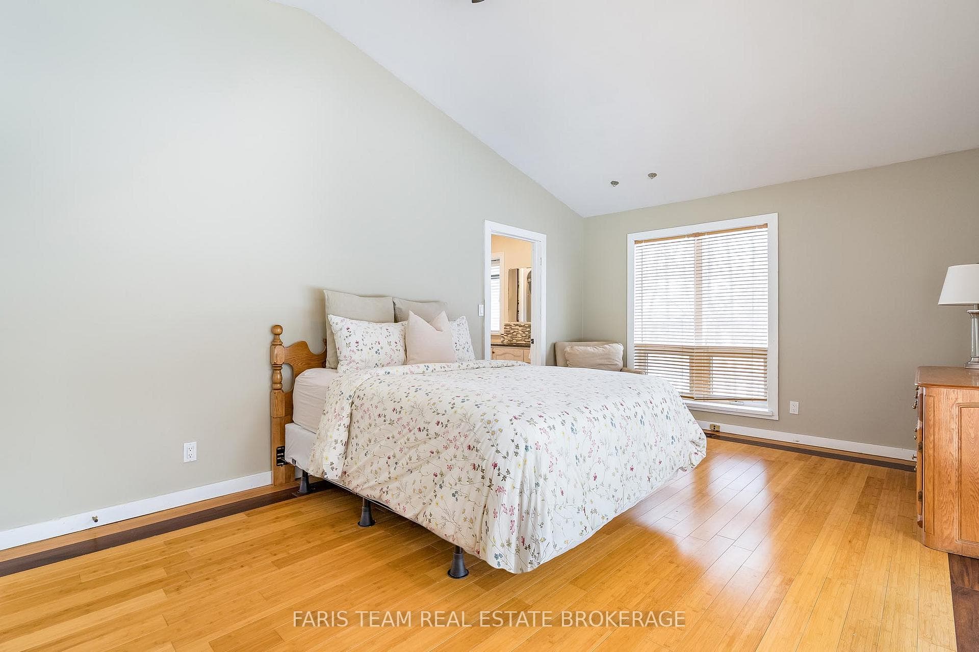 2332 Foxmead Road photo 26