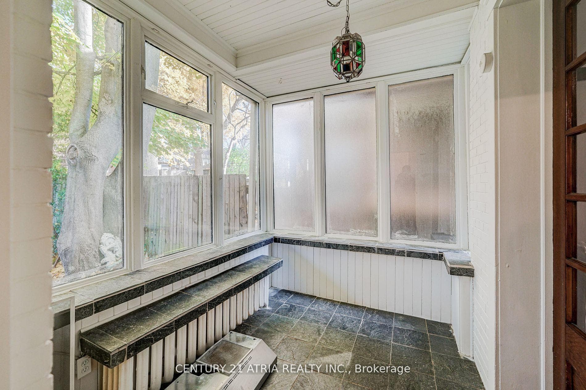 397 Parkside Drive photo 11