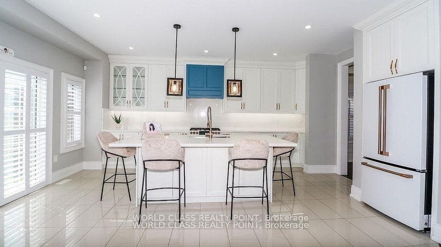 967 Barton Way photo 13