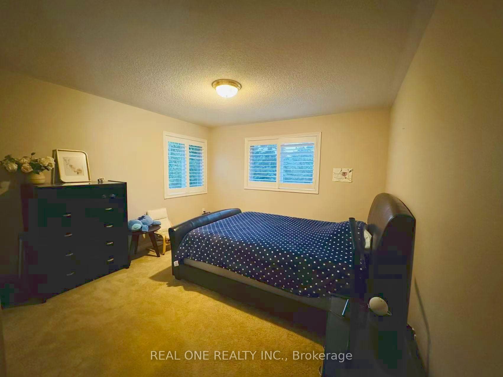 2361 Silverwood Drive photo 26