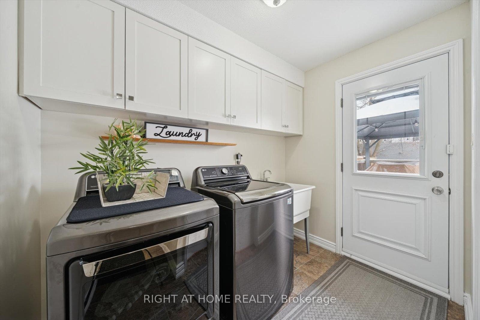 48 Cherry Blossom Crescent photo 18