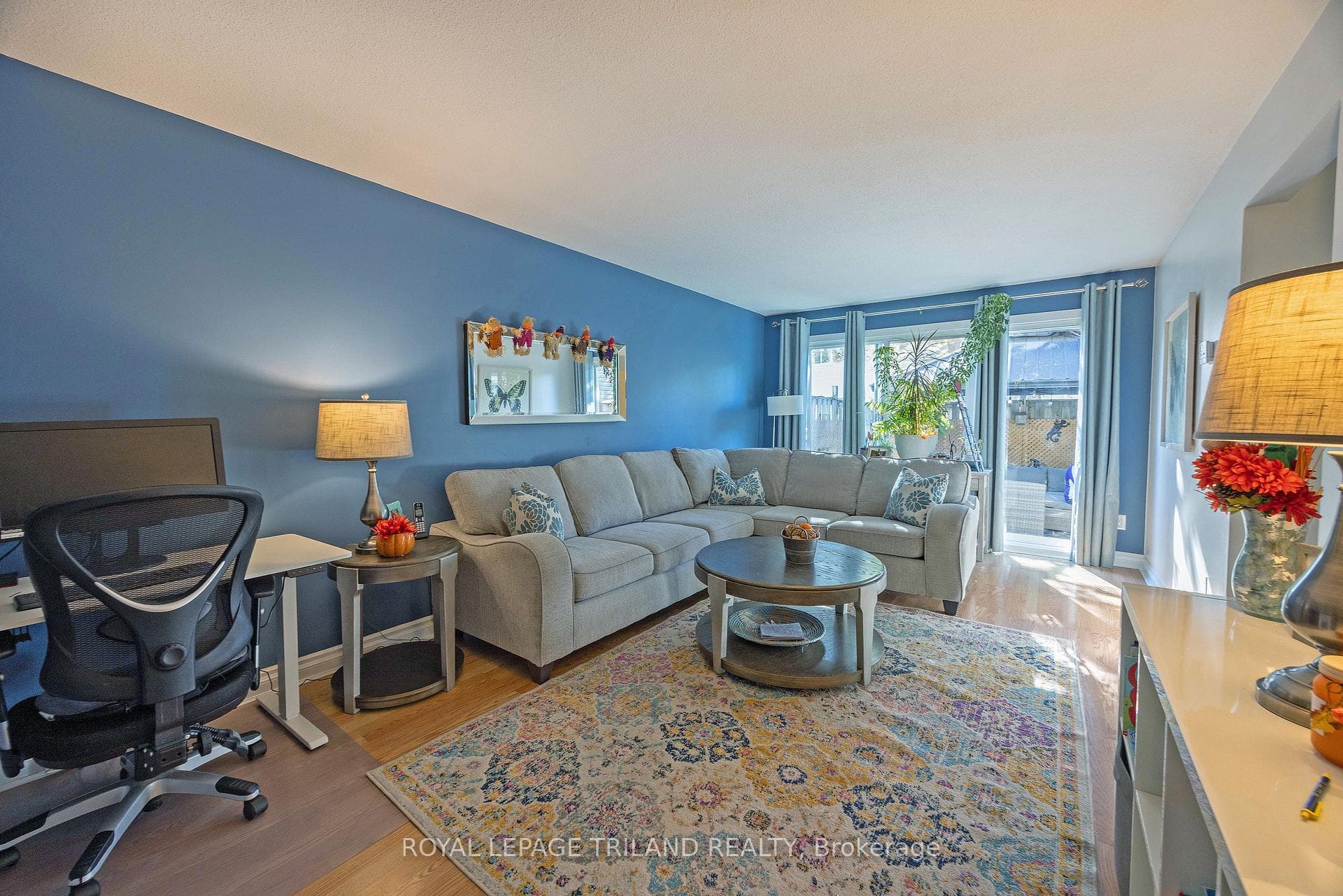 590 MILLBANK Drive Unit 2 photo 13