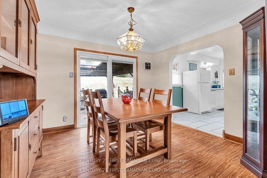 648 Westwood Drive photo 11