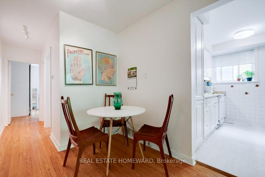 52a Herbert Avenue photo 13