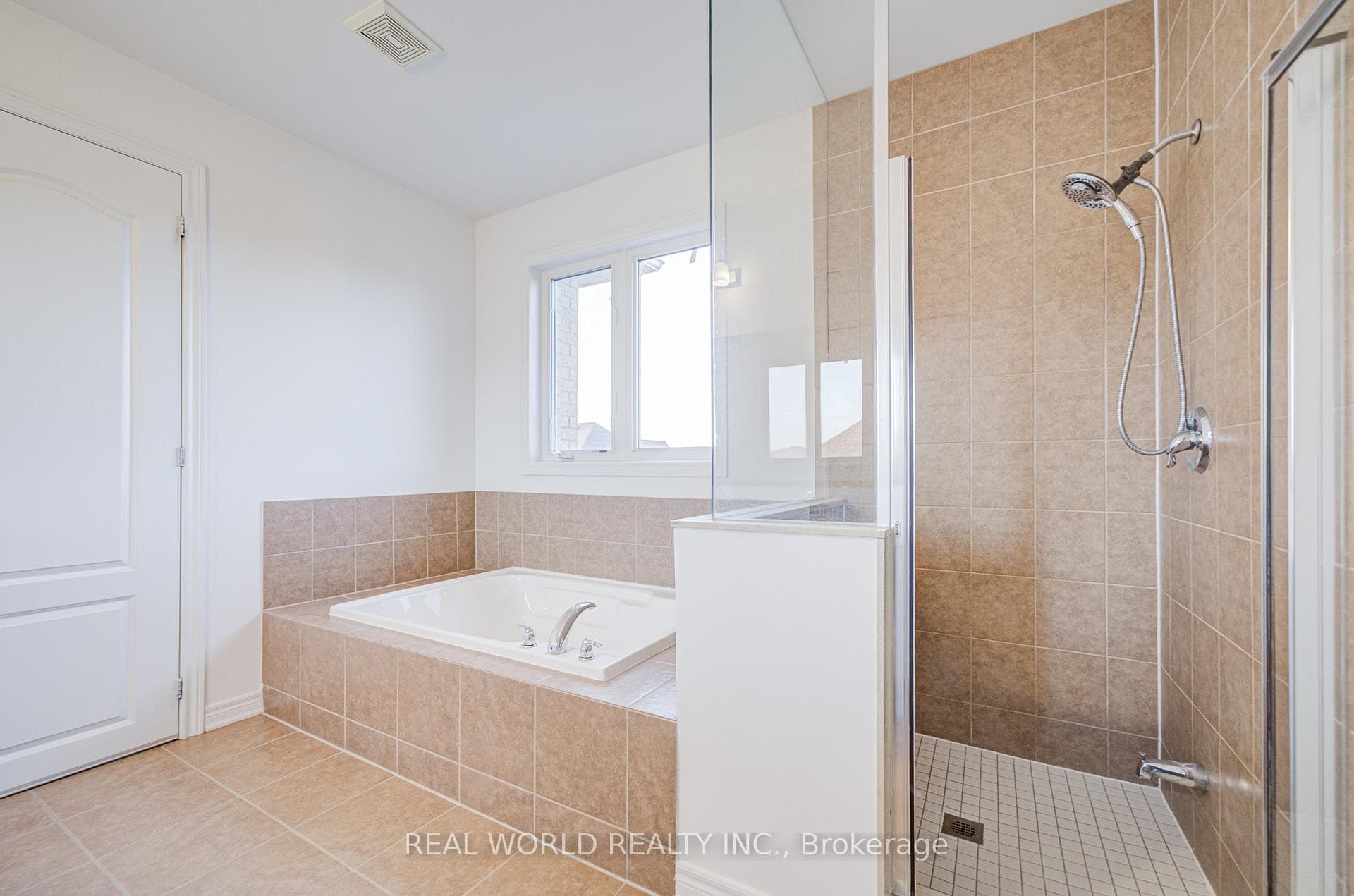 247 Selwyn Road photo 17