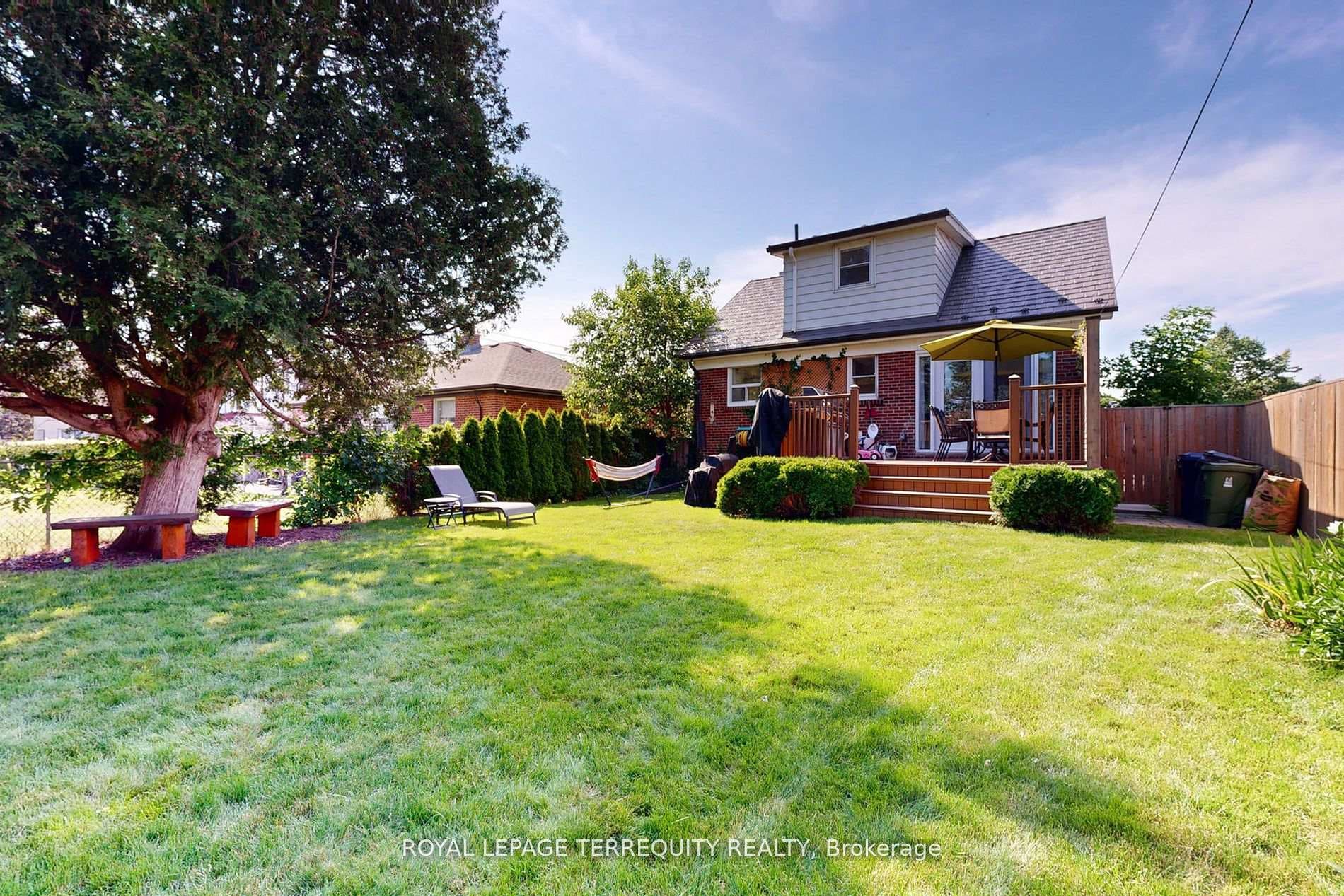 3970 Bloor Street photo 37