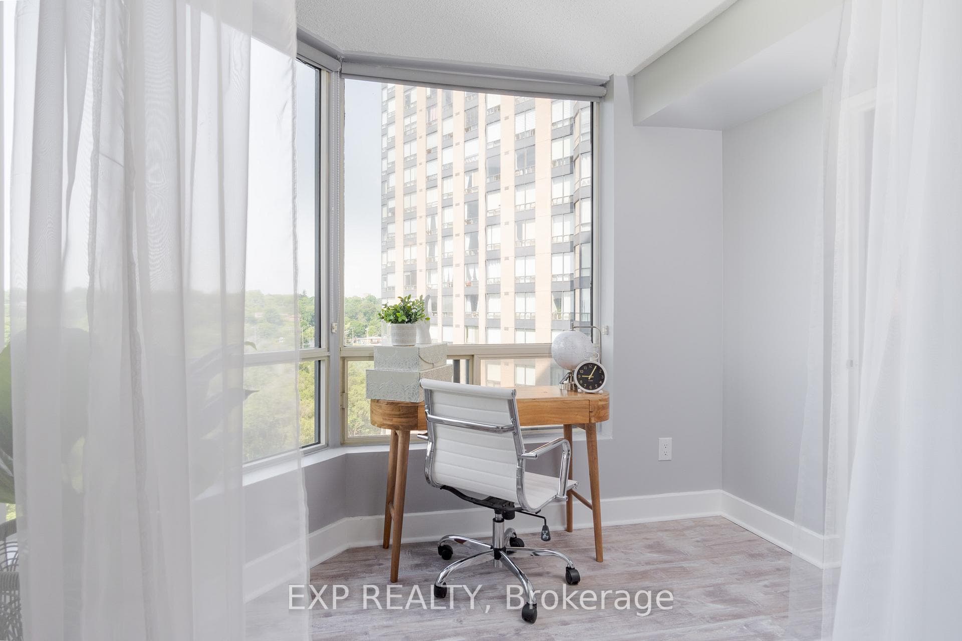 1 Hickory Tree Road Unit 608 photo 13