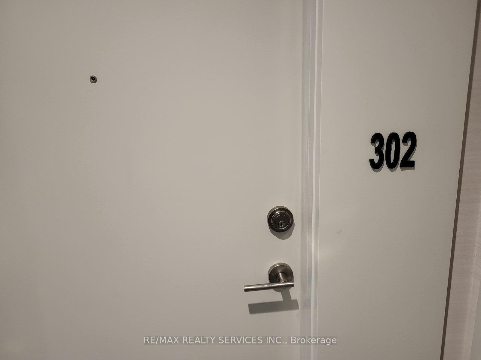 225 veterans Drive Unit 302 photo 2