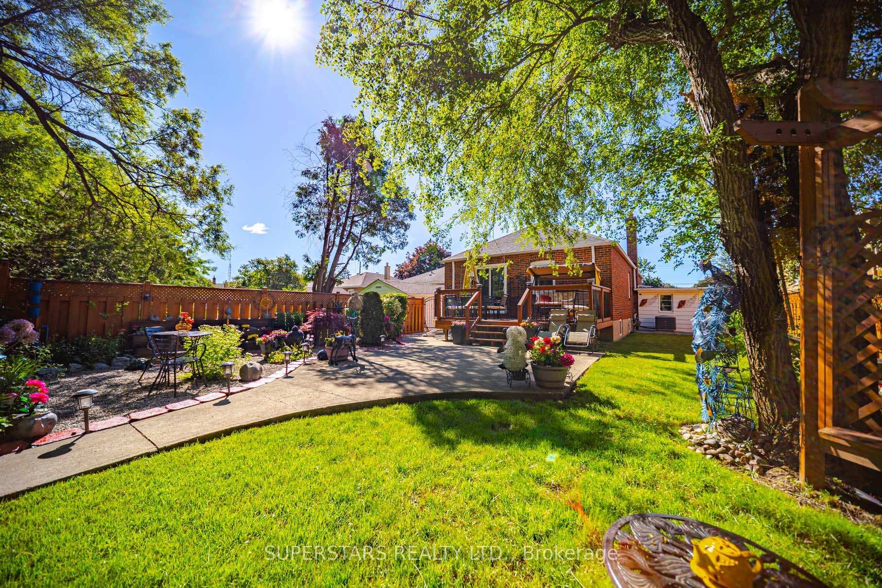 237 Ellington Drive photo 39
