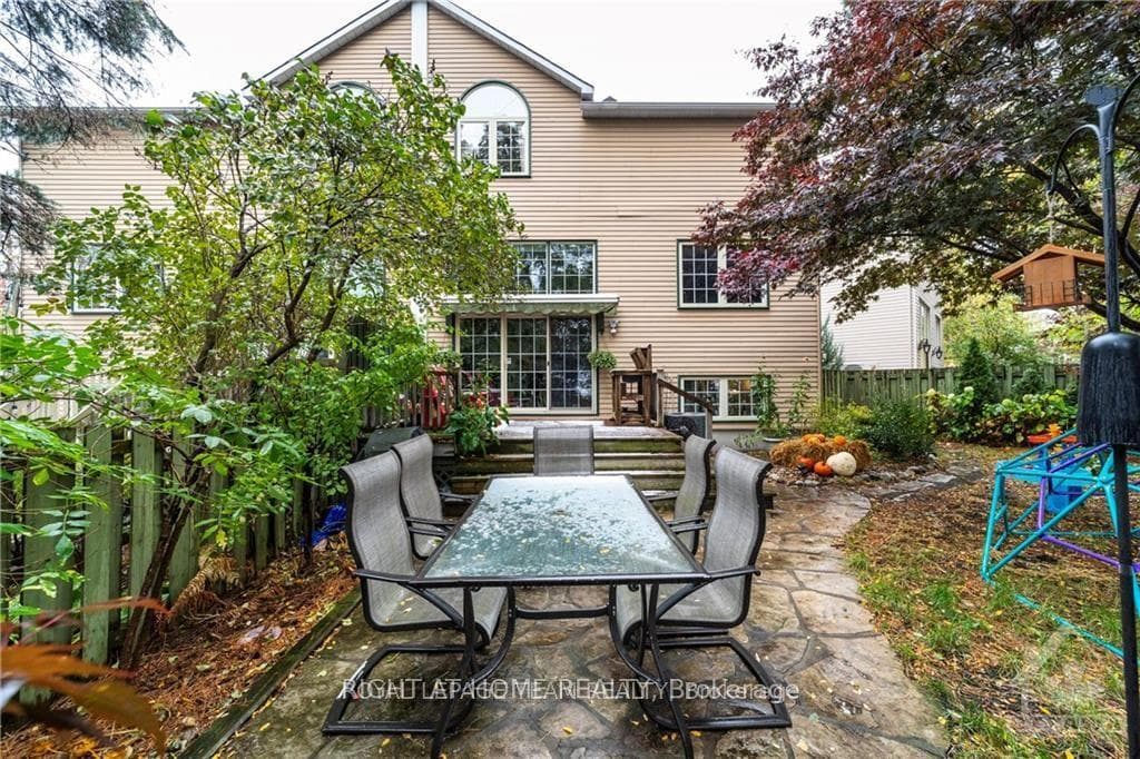 2982 Richmond Road photo 29