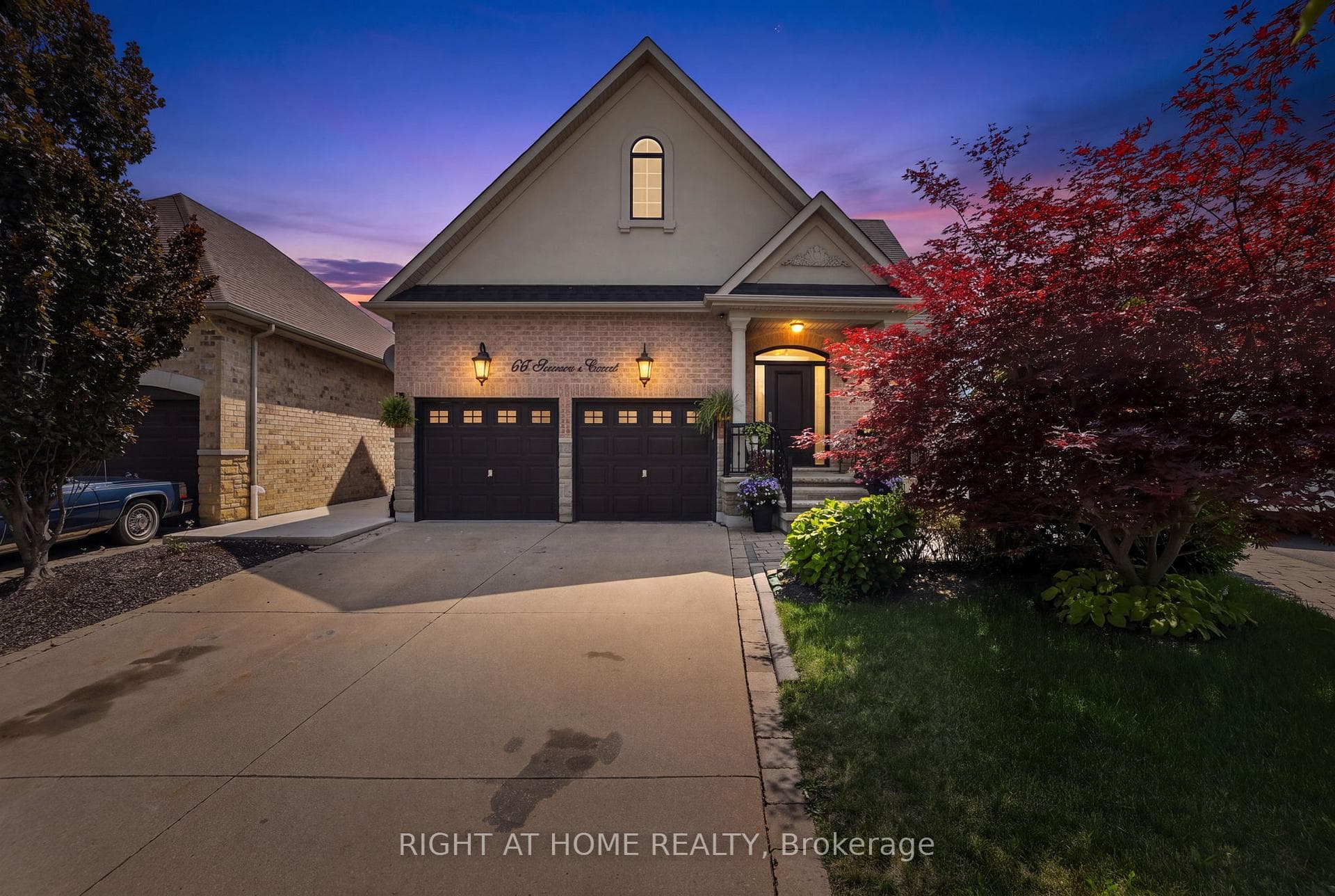 66 Sanremo Court photo 3