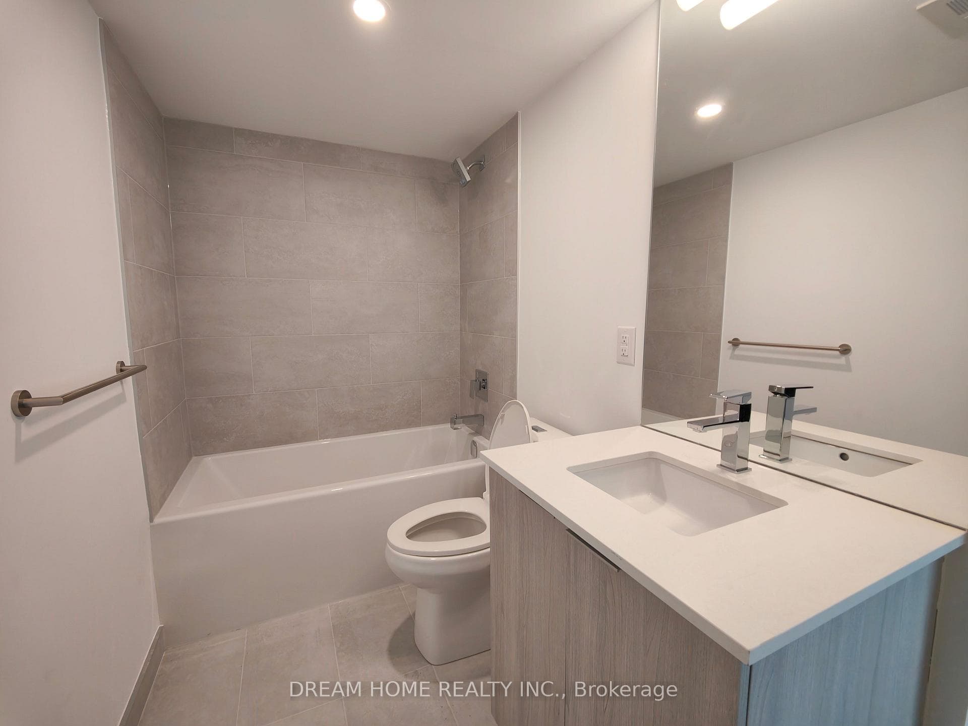 47 Mutual Street Unit 2808 photo 13