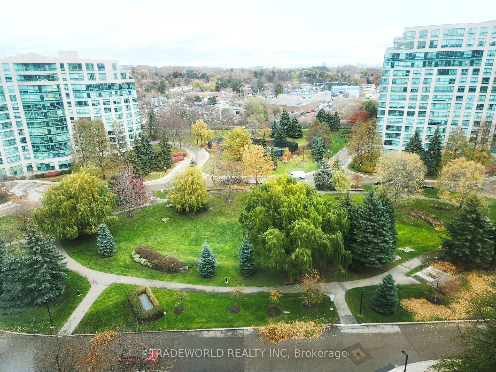 7805 Bayview Avenue Unit 1309 photo 10
