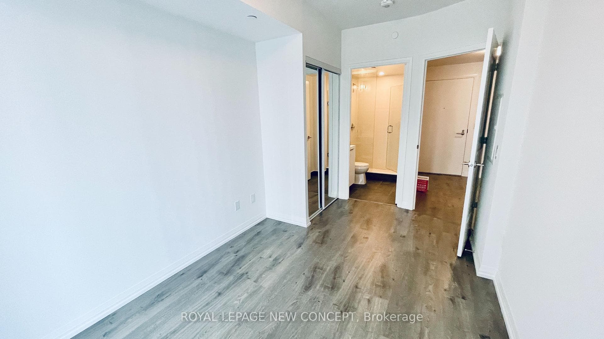 8 Widmer Street Unit 3411 photo 9