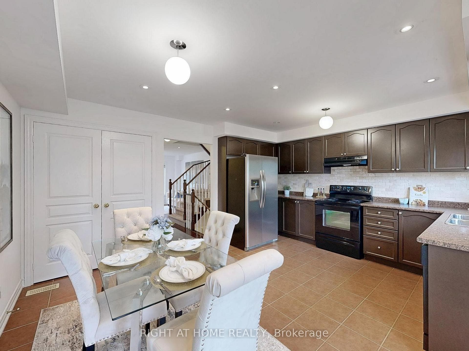 11 Smithy Court photo 11