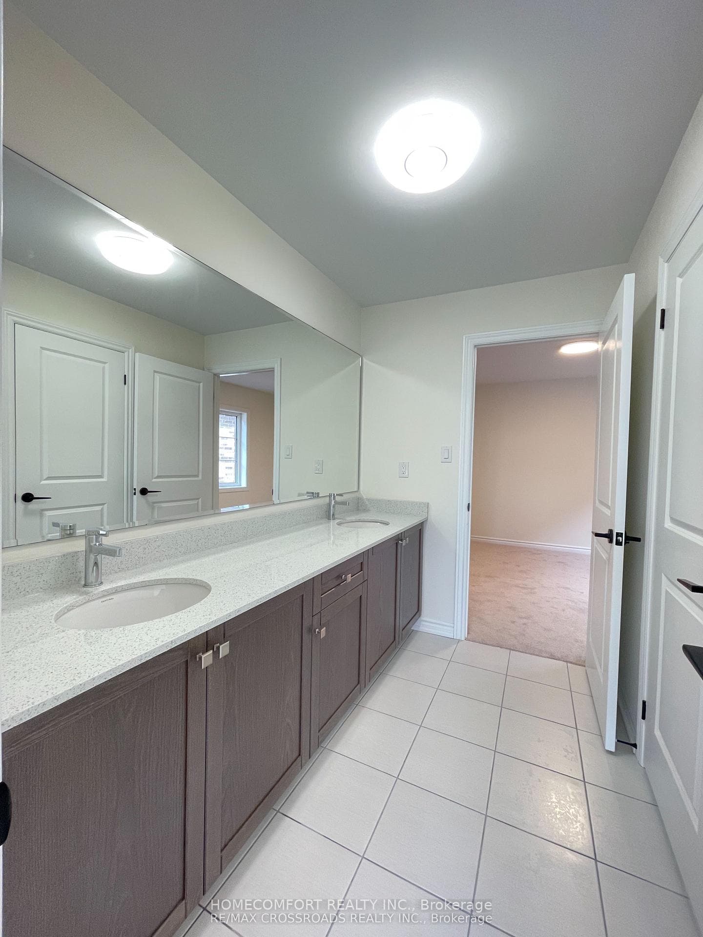 68 Kentledge Avenue photo 21