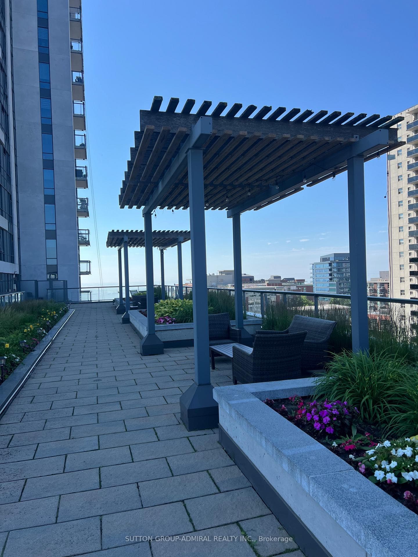 1 Hurontario Street Unit 1108 photo 43