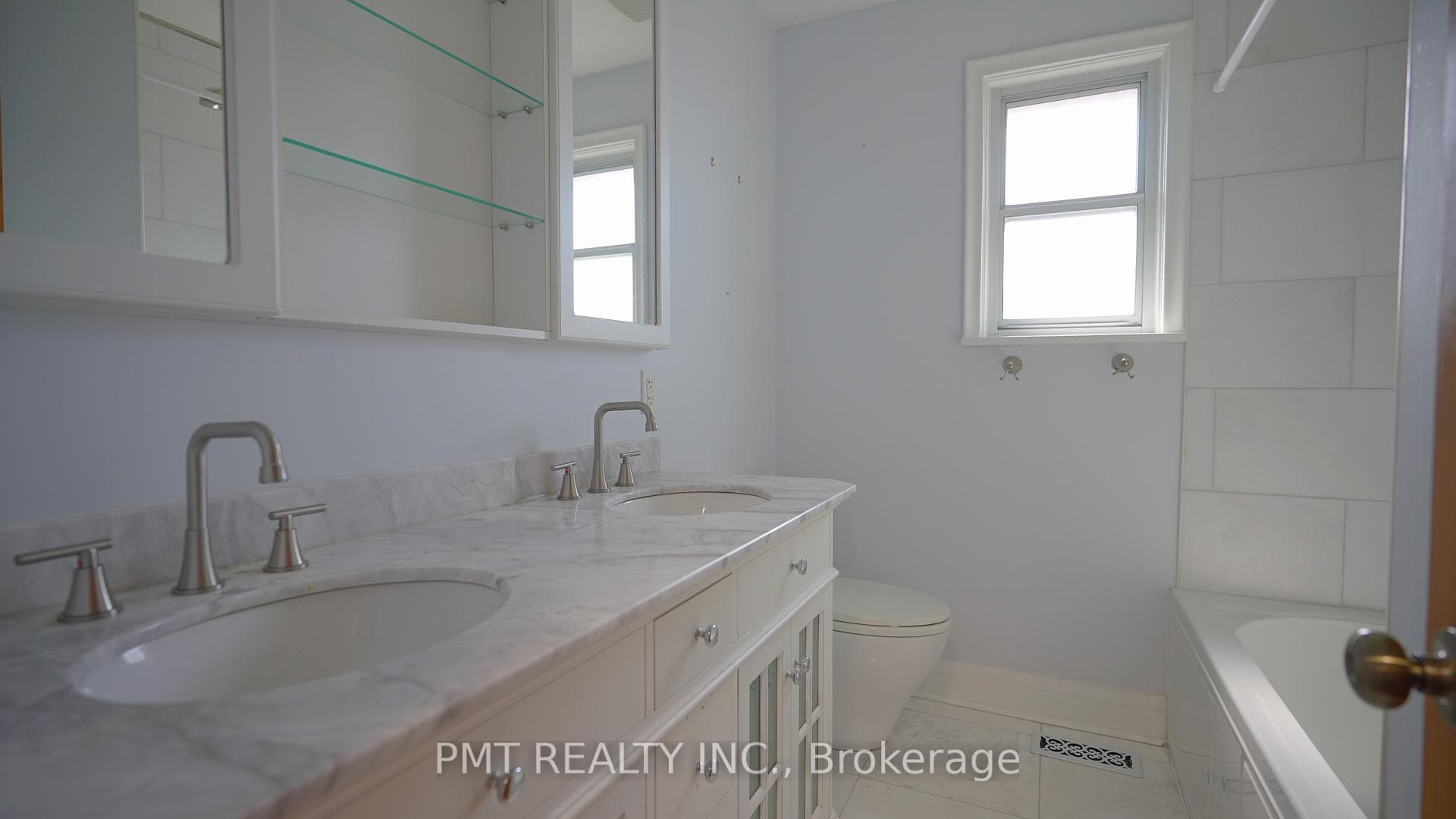 94 Glenhaven Street Unit Main photo 19