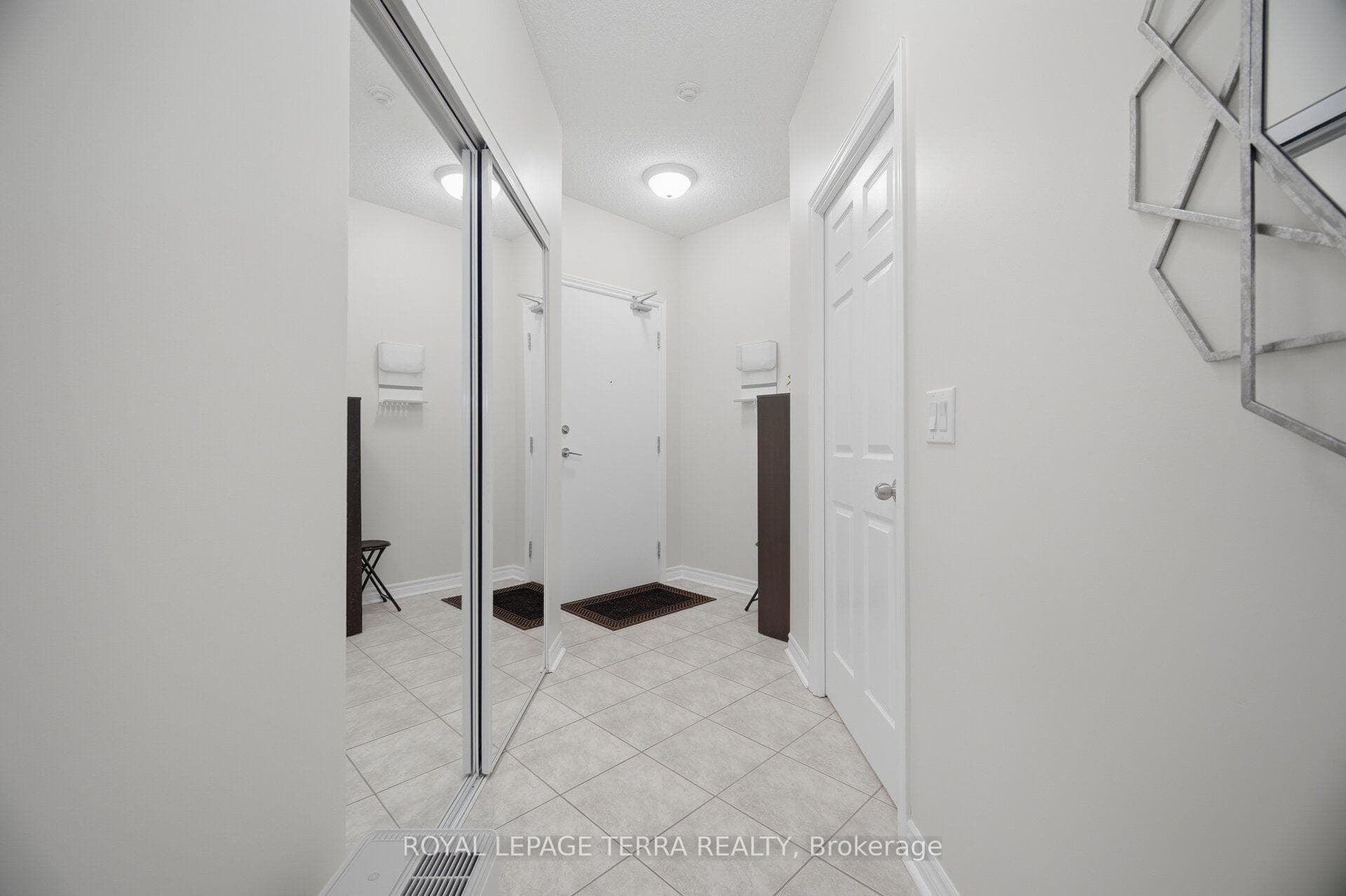 2379 Central Park Drive Unit 1011 photo 7