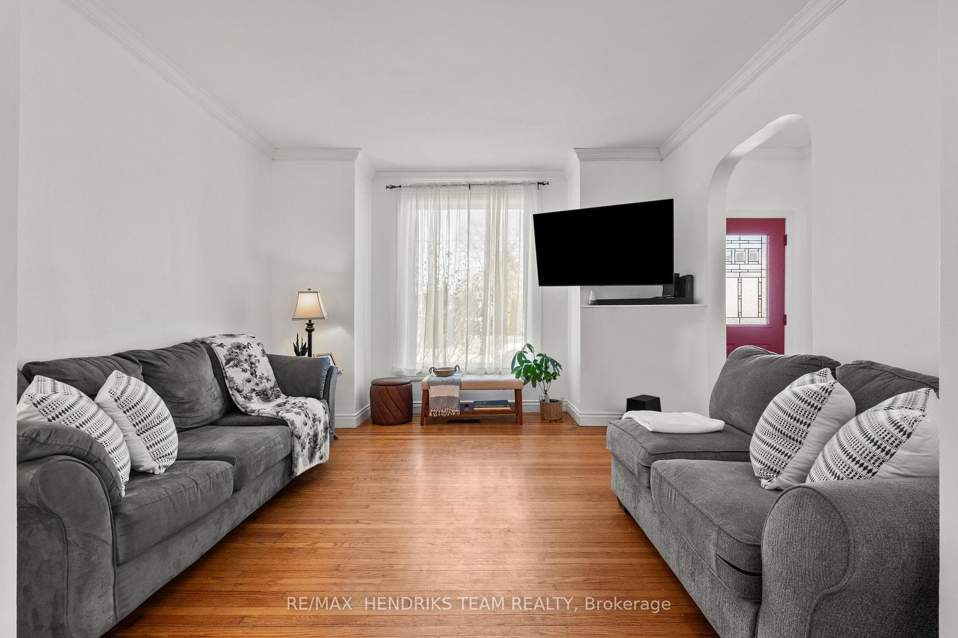 192 Wood Street photo 6