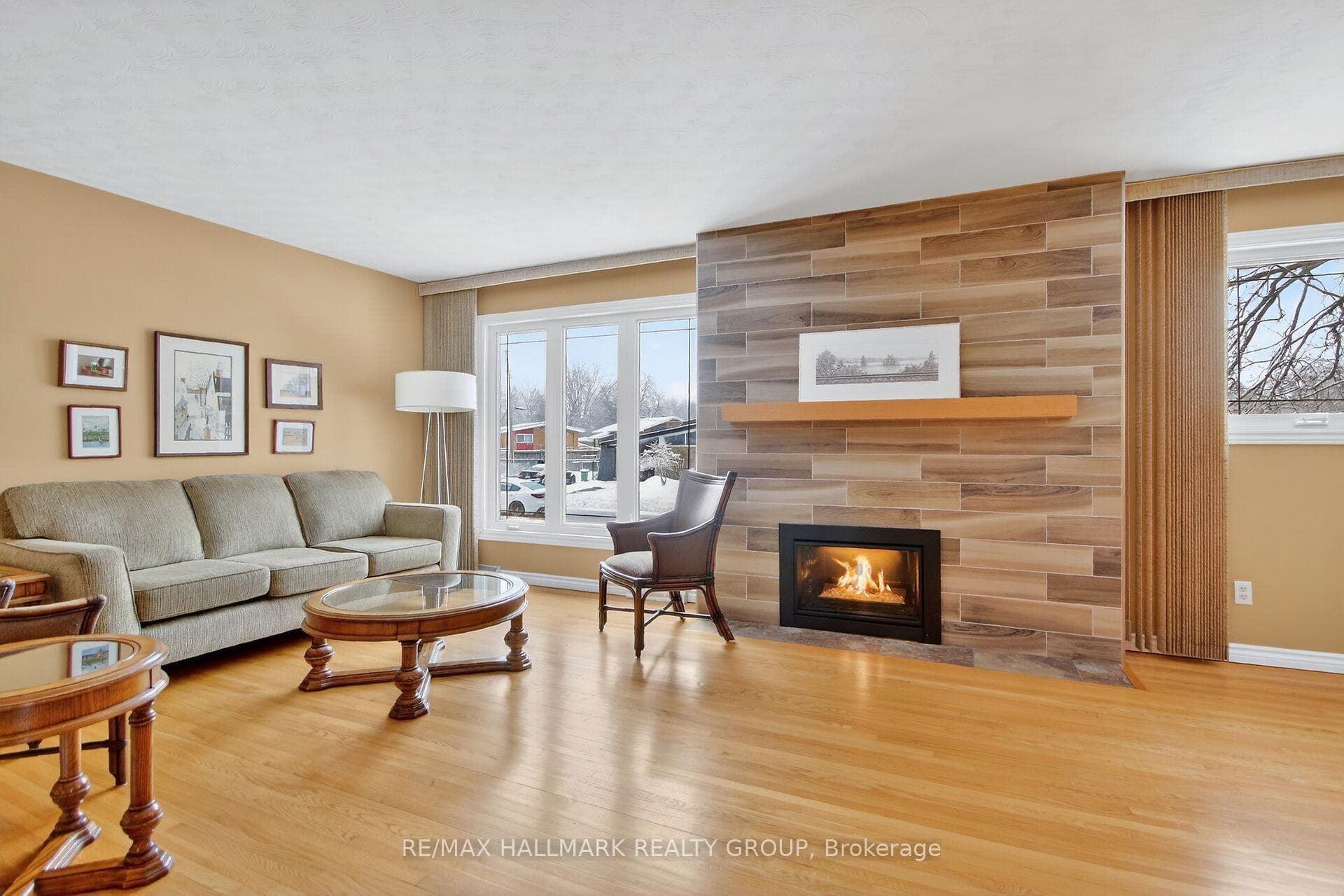 2279 Harding Road photo 6