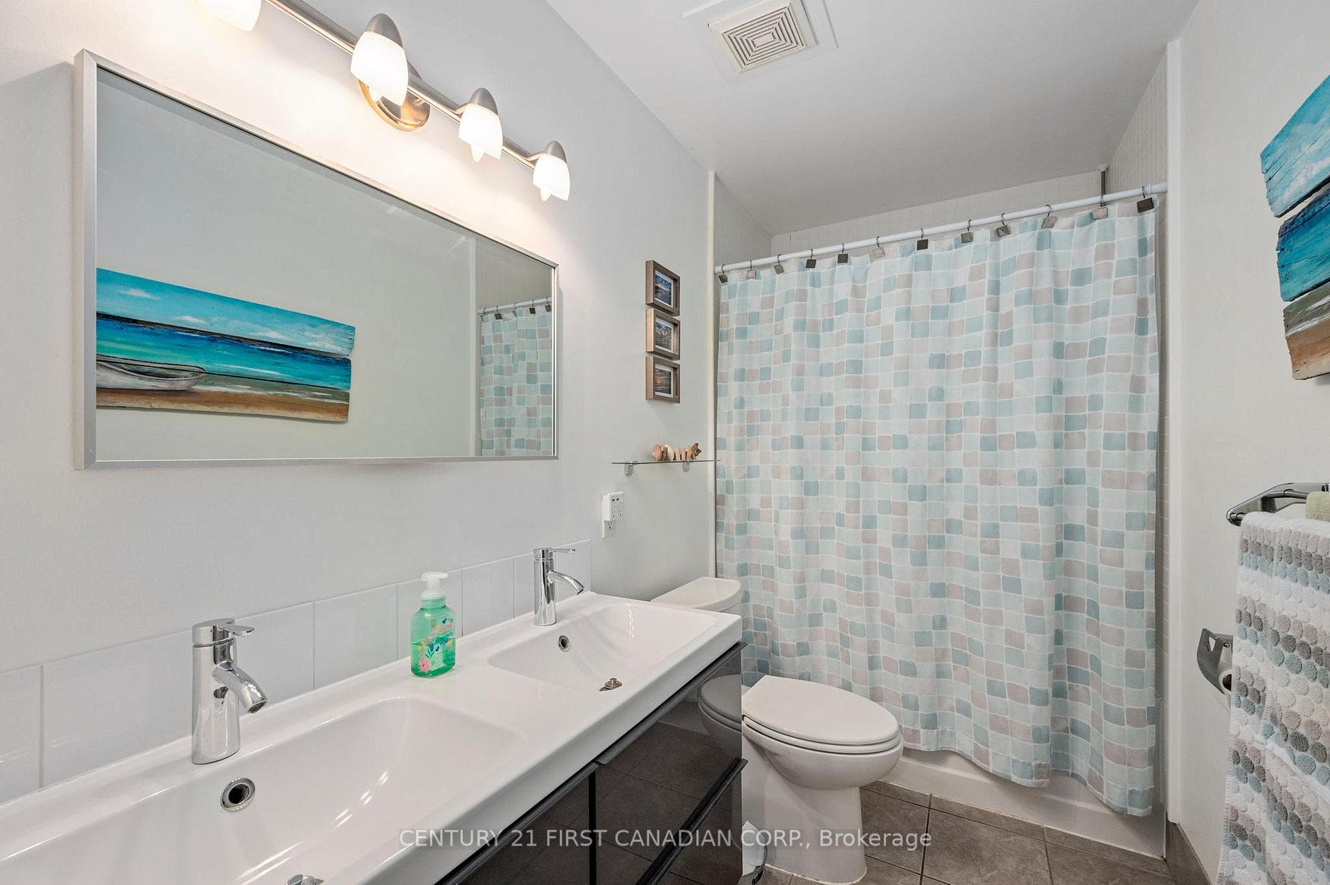 229 Millbank Drive photo 17