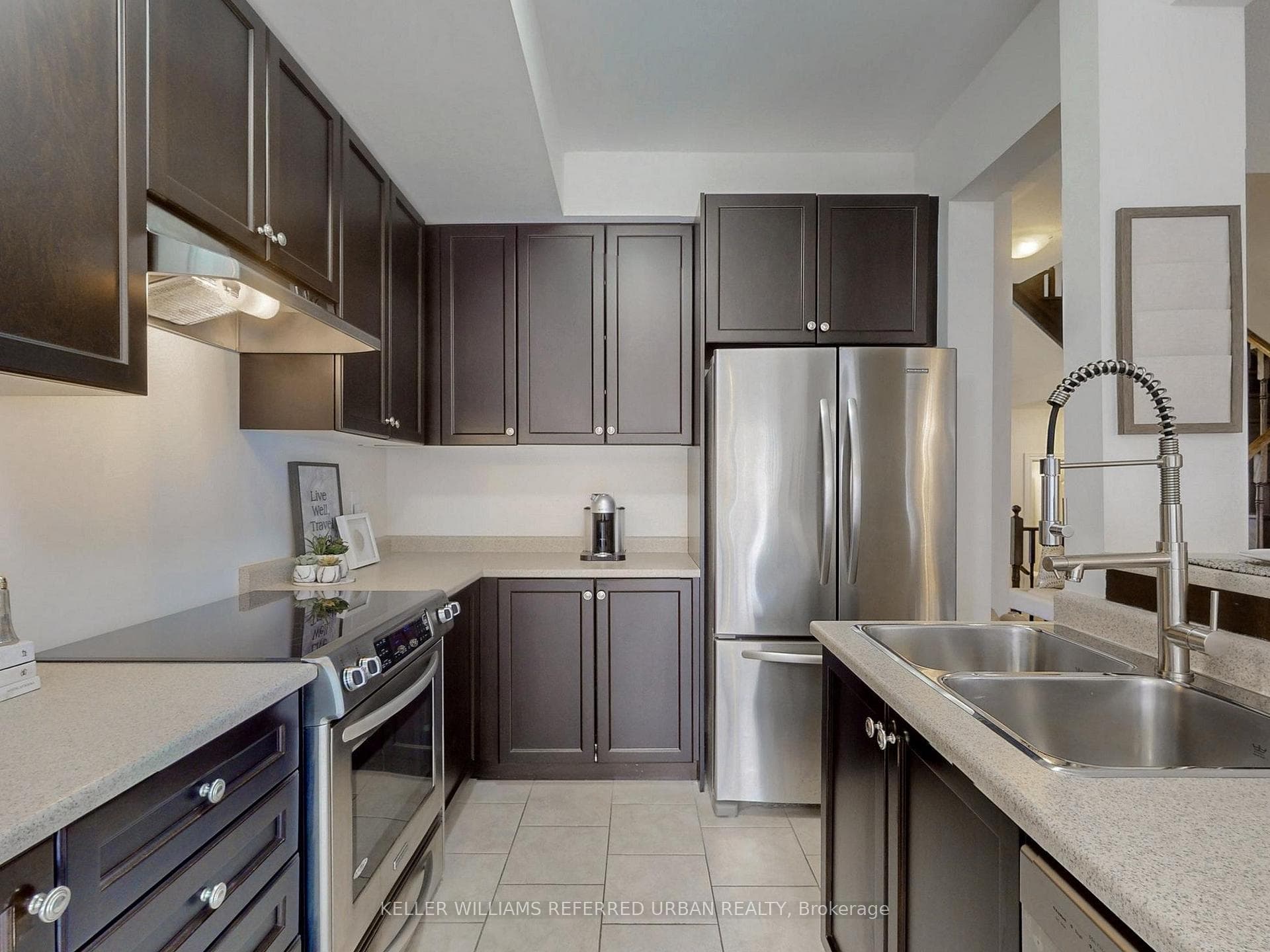 41 Lou Pomanti Street photo 13