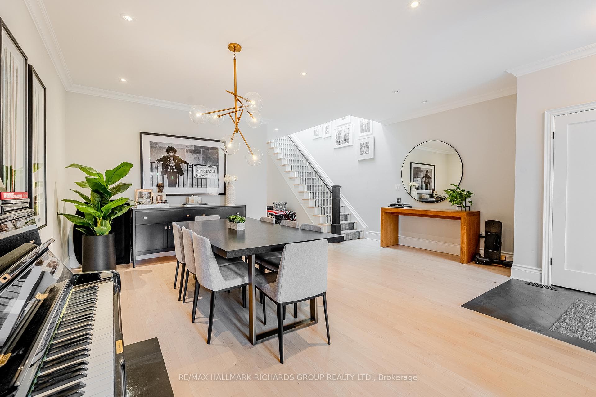 181 Blantyre Avenue photo 9