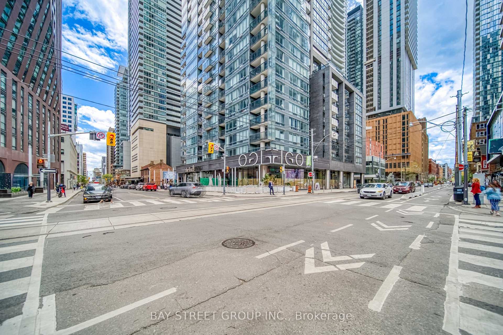 99 John Street Unit 1809 photo 32