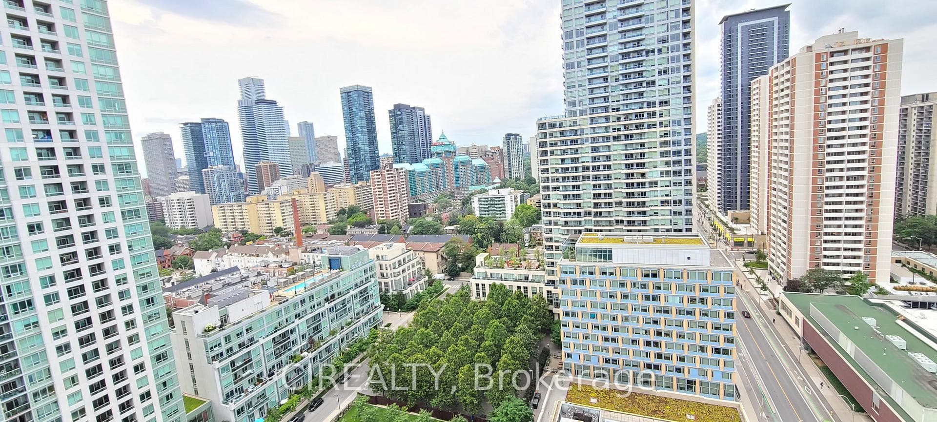 159 Wellesley Street Unit 2001 photo 14