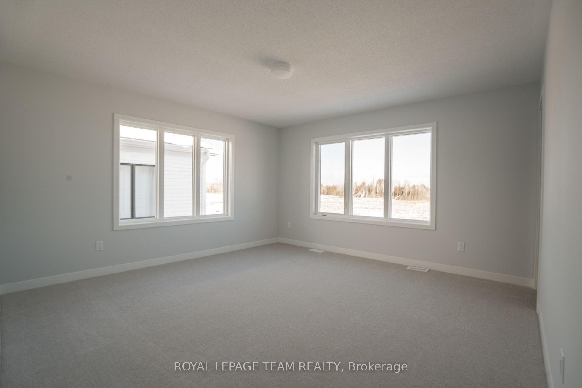 166 Robert Perry Street photo 20