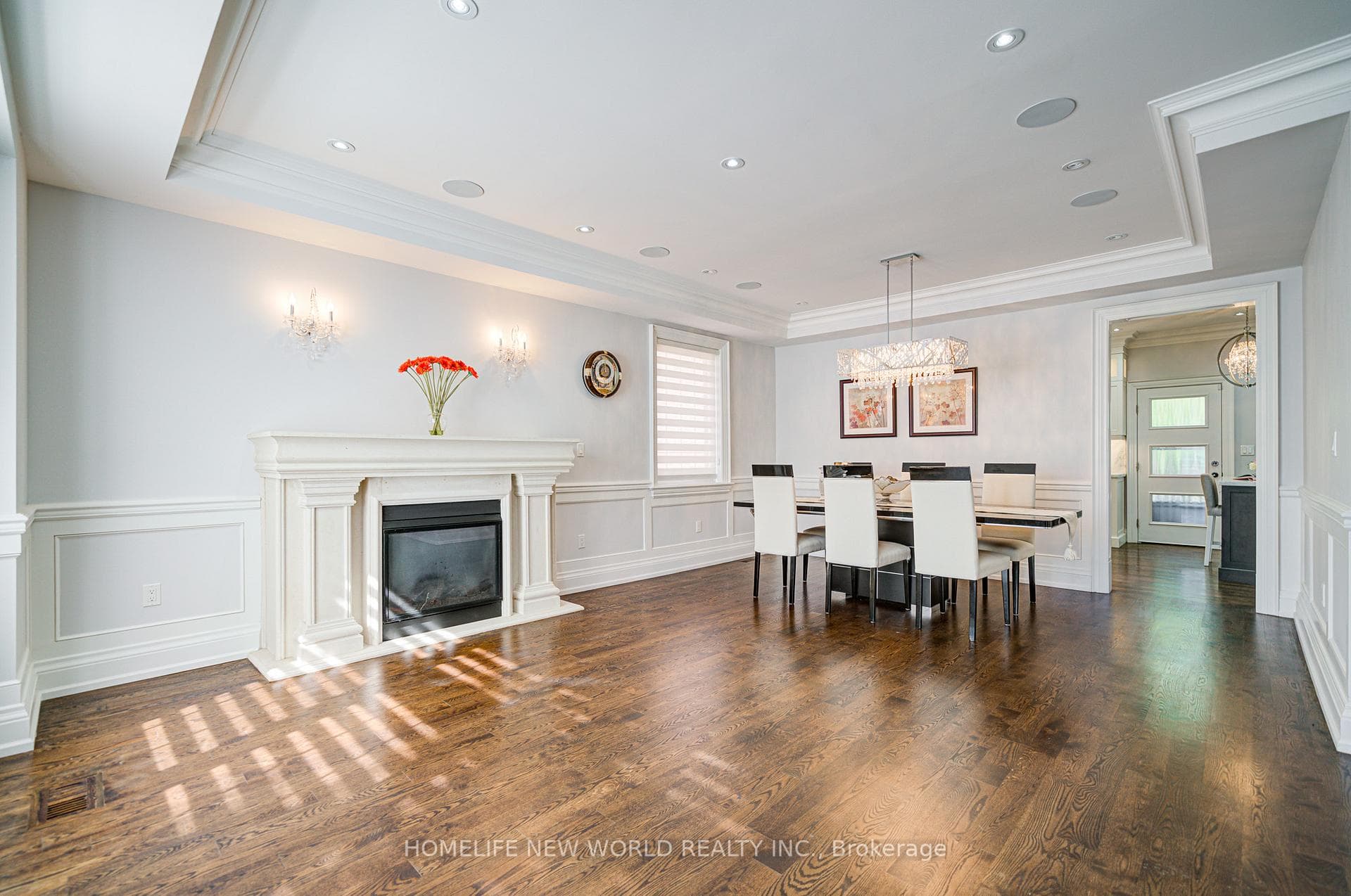 232 Princess Avenue photo 9