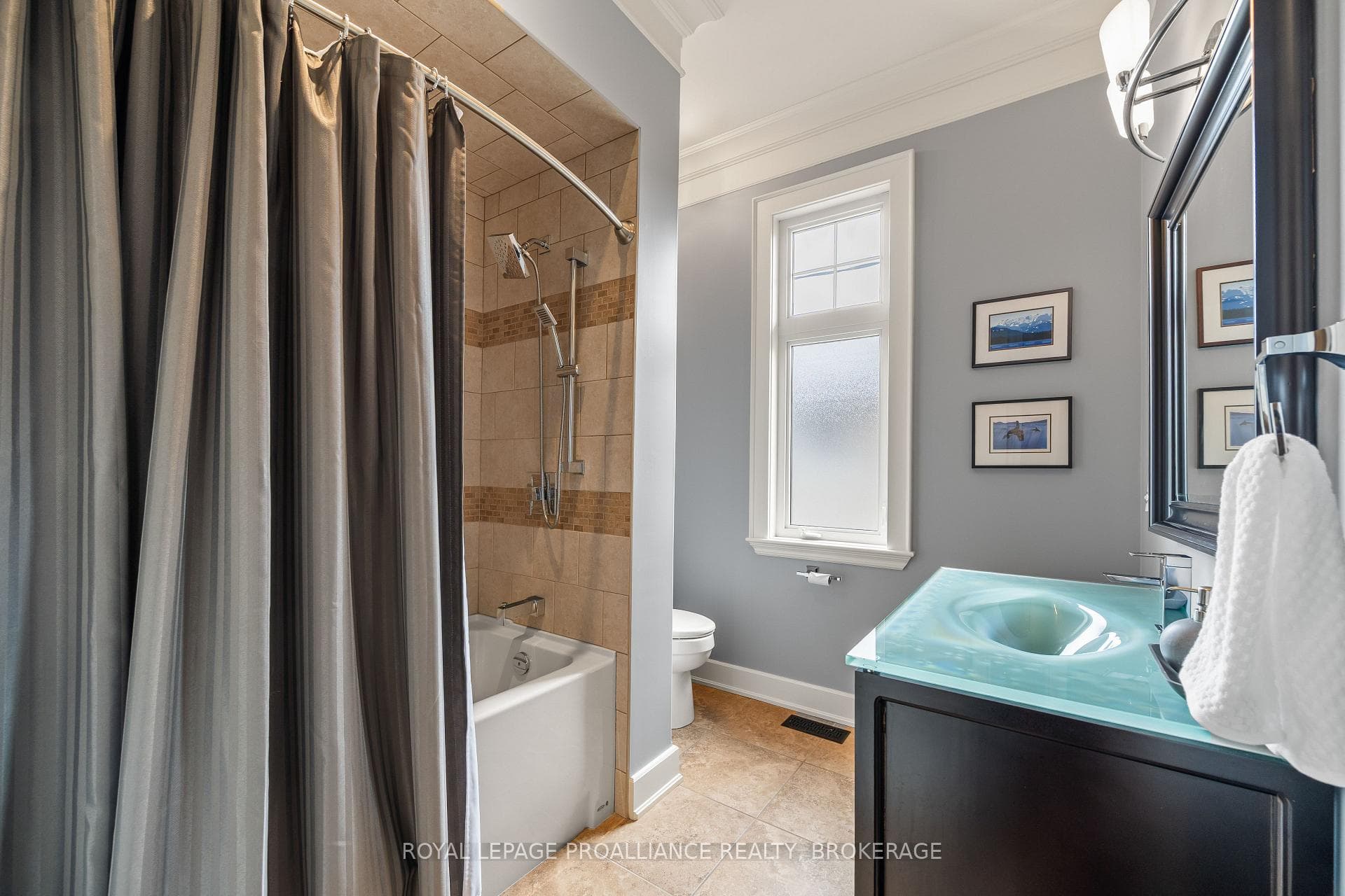 977 Woodbine Road photo 20