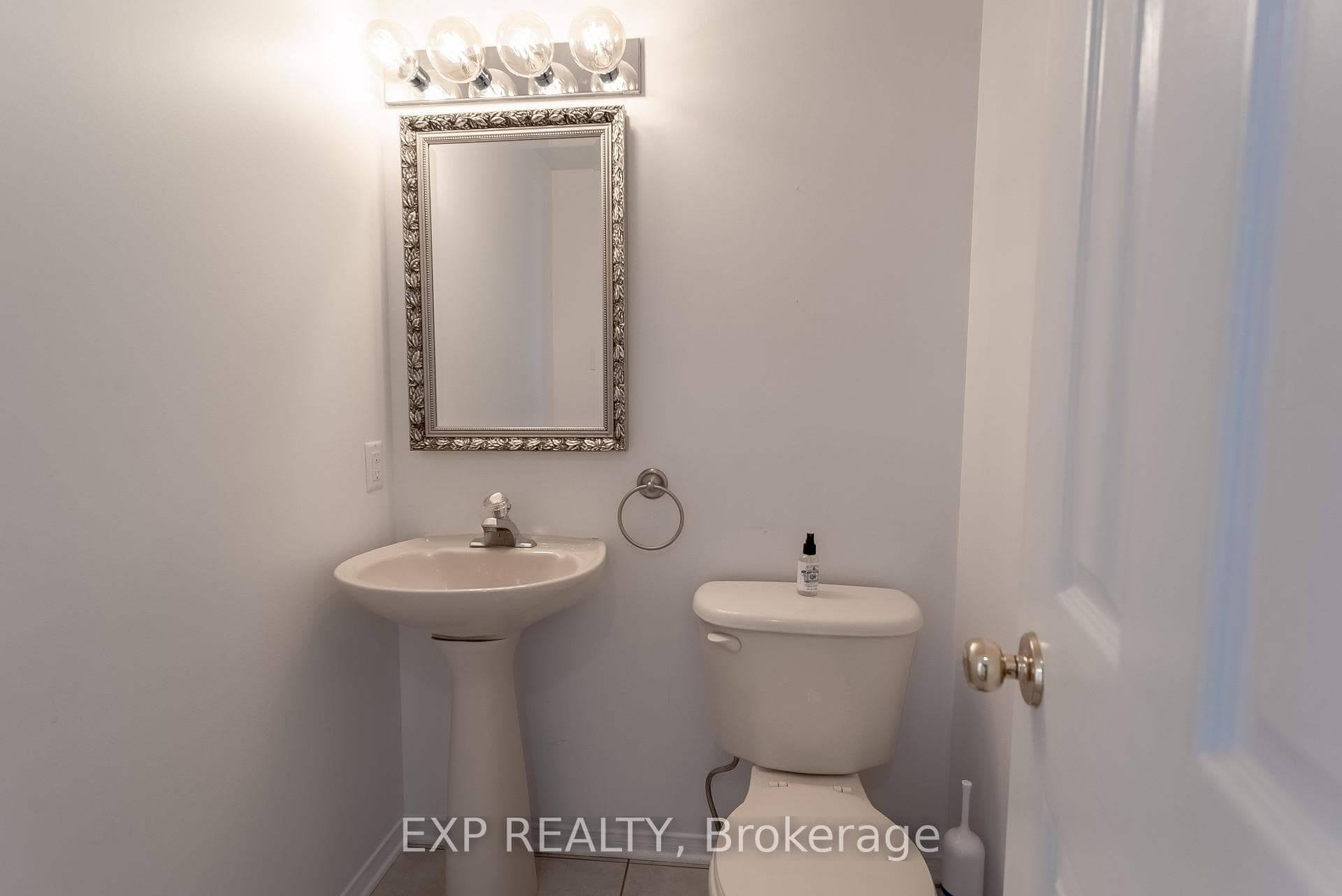 28 Chartwell Avenue photo 25