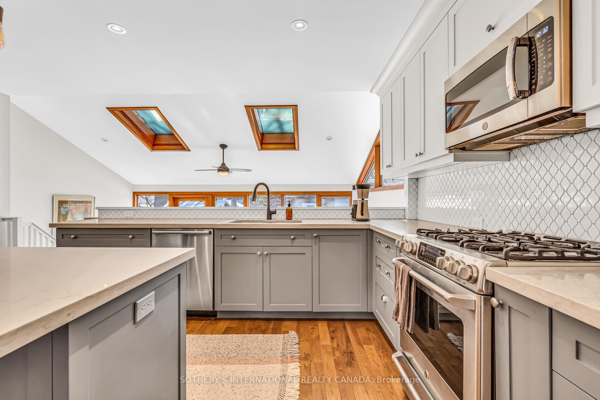 15 Avion Avenue photo 16
